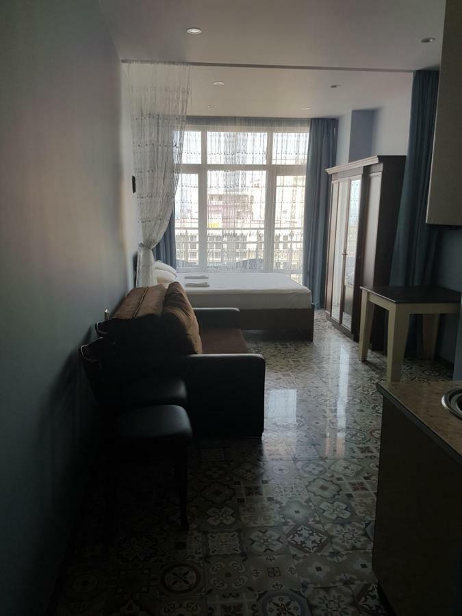 Apartment Lotos Batumi 72 Exterior foto